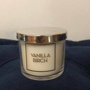 Bath & Body Works 4oz candle - Vanilla Birch